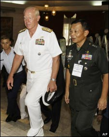 Tham mưu trưởng lục qu�n Philippines Tướng Ricardo David ti�́p Đ� đ�́c Bob Willard tại Manila