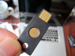 Der Yubikey - klein, handlich