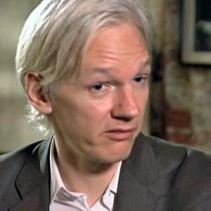 Sng lập vin Wikileaks Julian Assange 